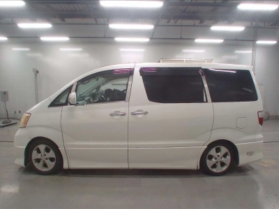 TOYOTA ALPHARD V