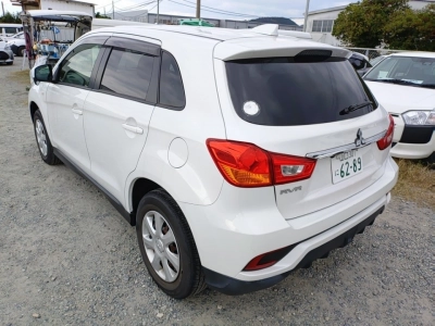 MITSUBISHI RVR