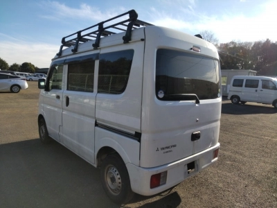 MITSUBISHI MINICAB
