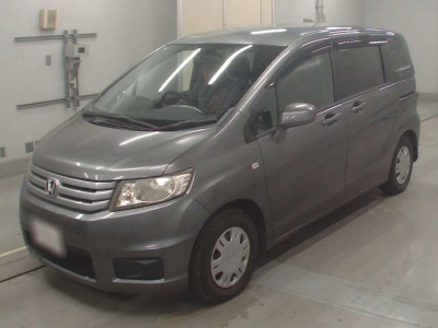 HONDA FREED SPIKE