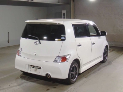 TOYOTA BB