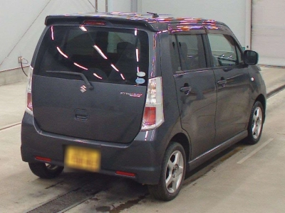 SUZUKI WAGON R STINGRAY