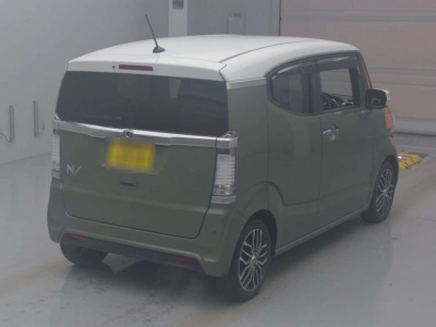 HONDA N-BOX SLASH