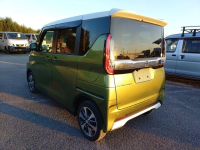 MITSUBISHI EK X SPACE