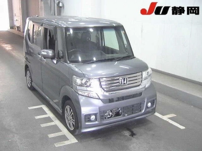 HONDA N BOX +
