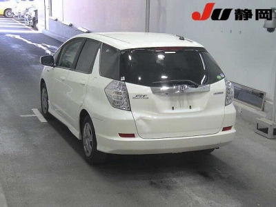HONDA FIT SHUTTLE