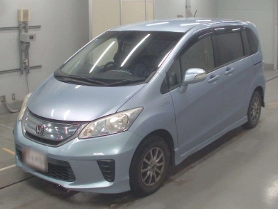 HONDA FREED HYBRID