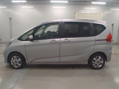 HONDA FREED HYBRID