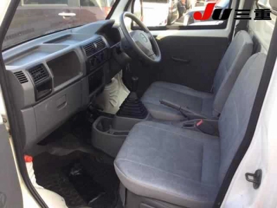 NISSAN CLIPPER TRUCK