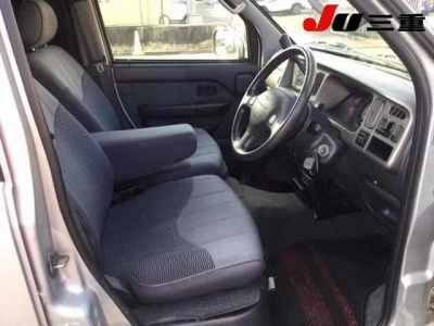 DAIHATSU ATRAI WAGON