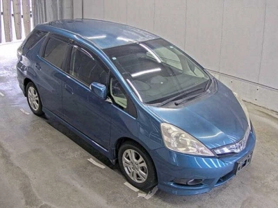 HONDA FIT SHUTTLE