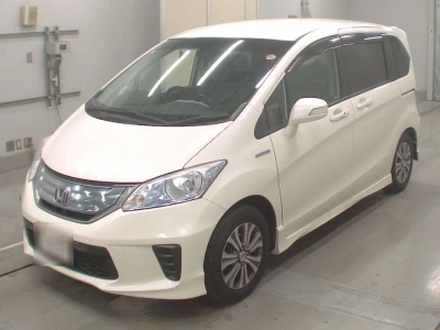HONDA FREED HYBRID