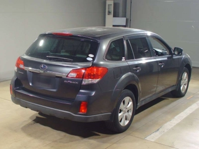 SUBARU OUTBACK