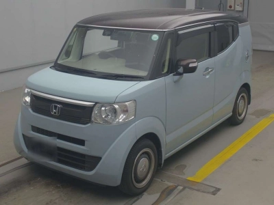 HONDA N-BOX SLASH
