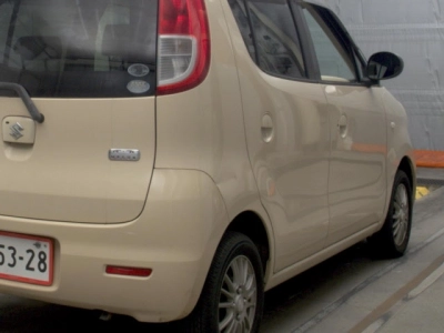 SUZUKI MRWAGON