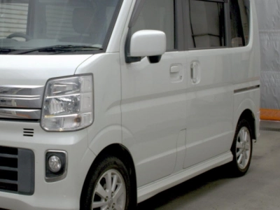 NISSAN NV100 CLIPPER RIO