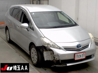 TOYOTA PRIUS ALPHA