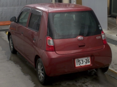 DAIHATSU ESSE