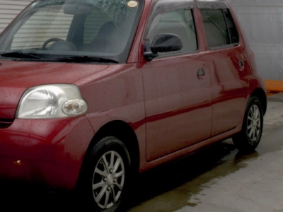 DAIHATSU ESSE