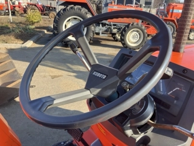 KUBOTA KUBOTA