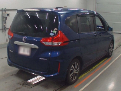 HONDA FREED + HYBRID