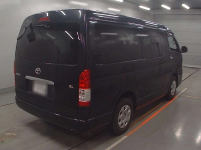 TOYOTA HIACE WAGON