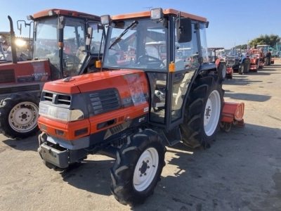 KUBOTA KUBOTA