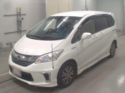 HONDA FREED HYBRID