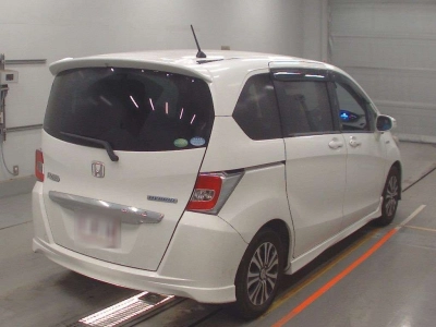 HONDA FREED HYBRID