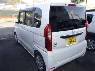 HONDA N BOX