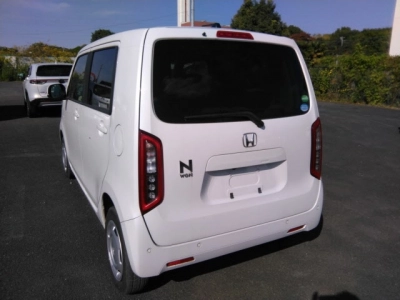 HONDA N-WGN