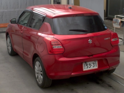 SUZUKI SWIFT