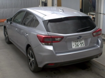 SUBARU IMPREZA