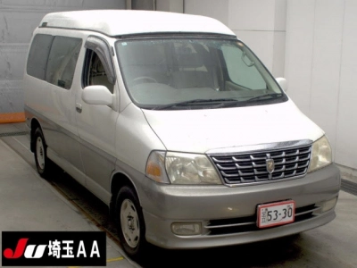 TOYOTA GRAND HIACE