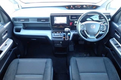 HONDA STEPWGN SPADA