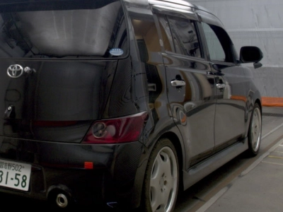 TOYOTA BB