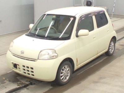 DAIHATSU ESSE