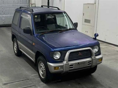 MITSUBISHI PAJERO MINI