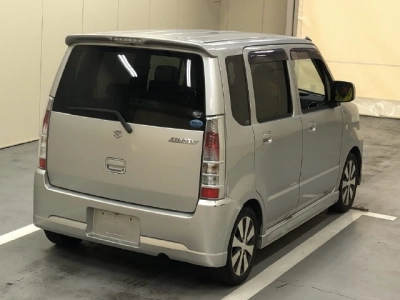 SUZUKI WAGON R STINGRAY