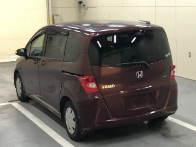 HONDA FREED