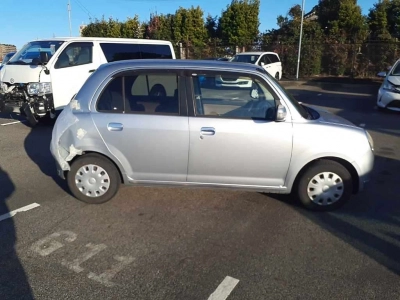 DAIHATSU MIRA GINO