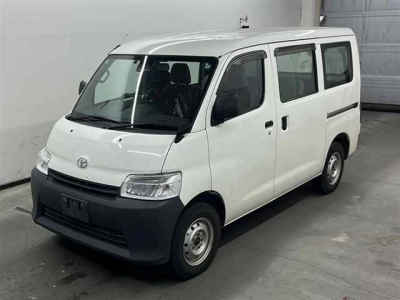 TOYOTA TOWN ACE VAN