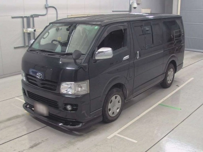 TOYOTA REGIUS VAN