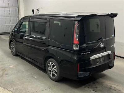 HONDA STEPWGN SPADA