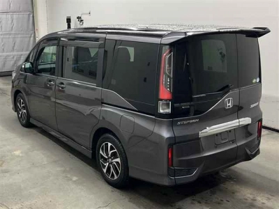 HONDA STEPWGN SPADA