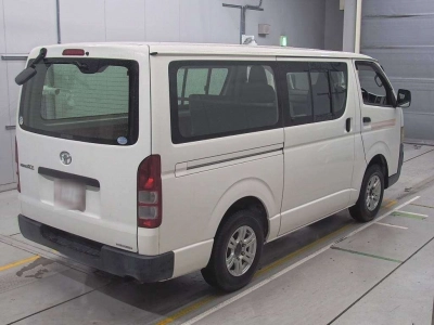 TOYOTA REGIUS VAN