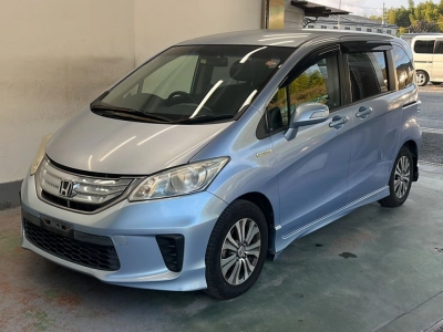 HONDA FREED HYBRID