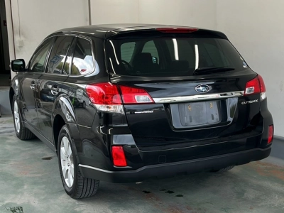 SUBARU OUTBACK