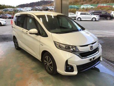 HONDA FREED + HYBRID