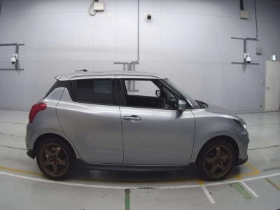 SUZUKI SWIFT SPORTS